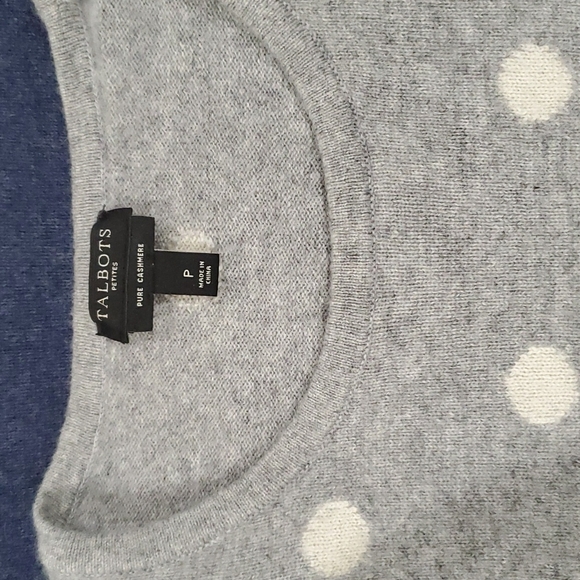 Cashmere sweaters - Picture 2 of 4